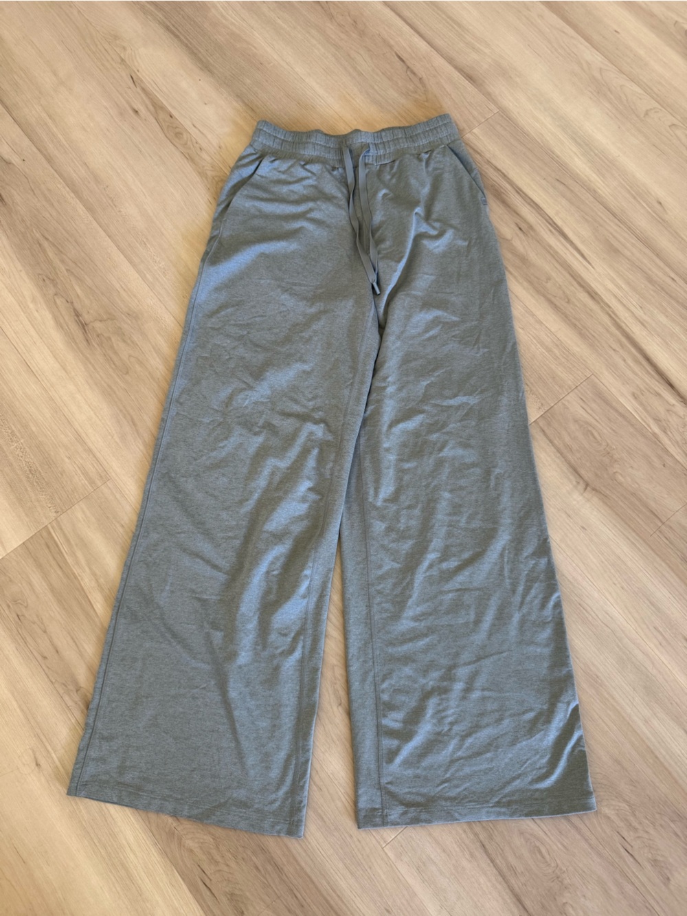 CRZ YOGA Gray Wide-Leg Pants 28” - Vuori Dupe of the Halo Essential Wide Leg